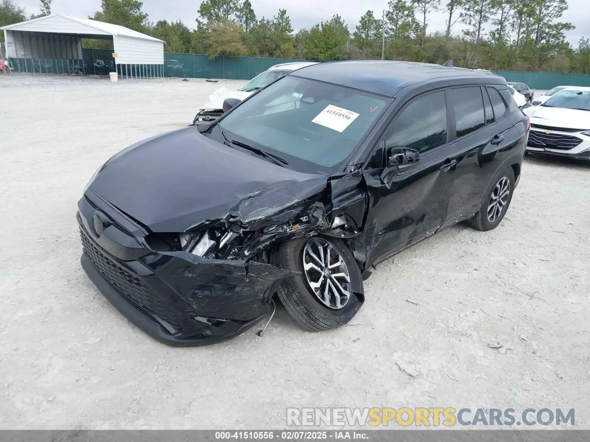 2 Photograph of a damaged car 7MUFBABG3RV034910 TOYOTA COROLLA CROSS HYBRID 2024