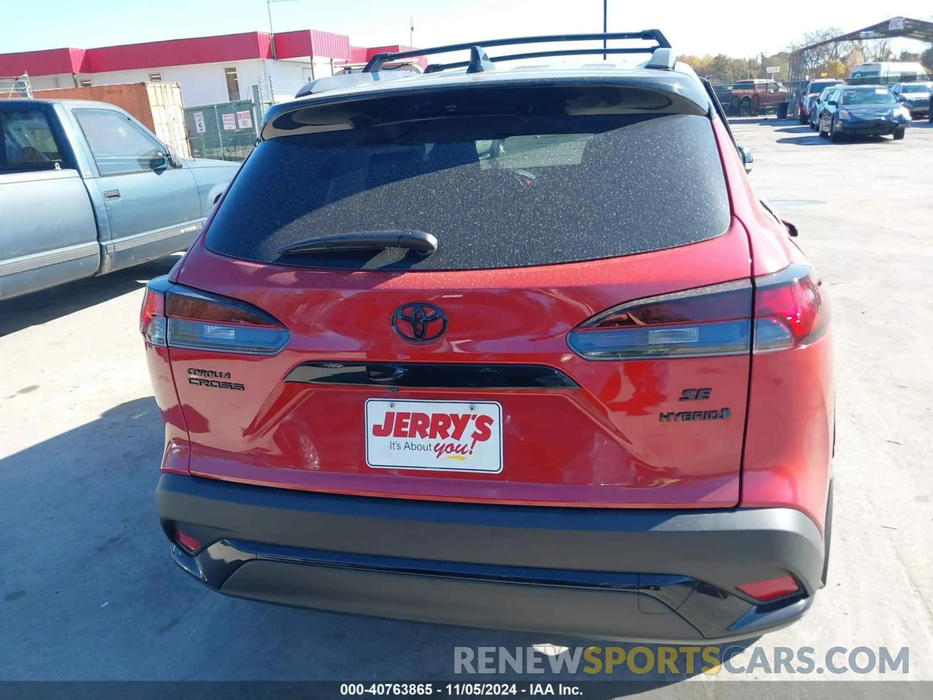 16 Photograph of a damaged car 7MUFBABG4RV017775 TOYOTA COROLLA CROSS HYBRID 2024