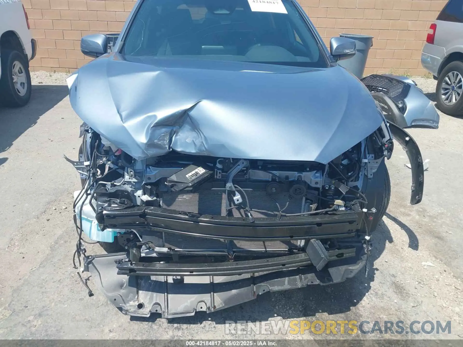 6 Photograph of a damaged car 7MUFBABG5RV048145 TOYOTA COROLLA CROSS HYBRID 2024