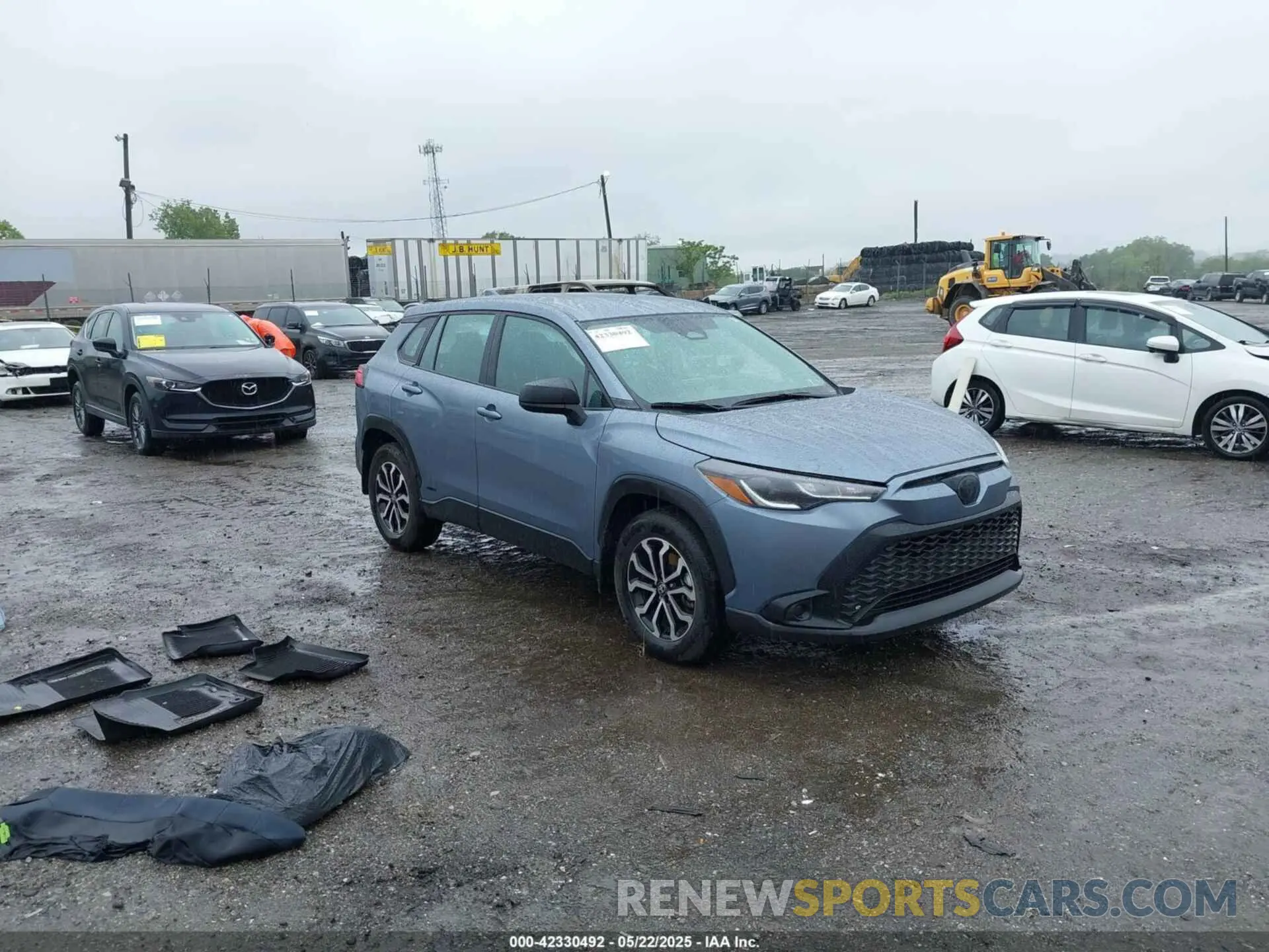1 Photograph of a damaged car 7MUFBABG6RV023495 TOYOTA COROLLA CROSS HYBRID 2024