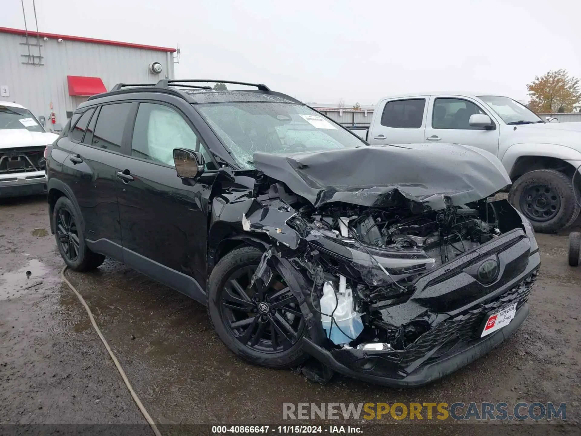 1 Photograph of a damaged car 7MUFBABG8RV054960 TOYOTA COROLLA CROSS HYBRID 2024