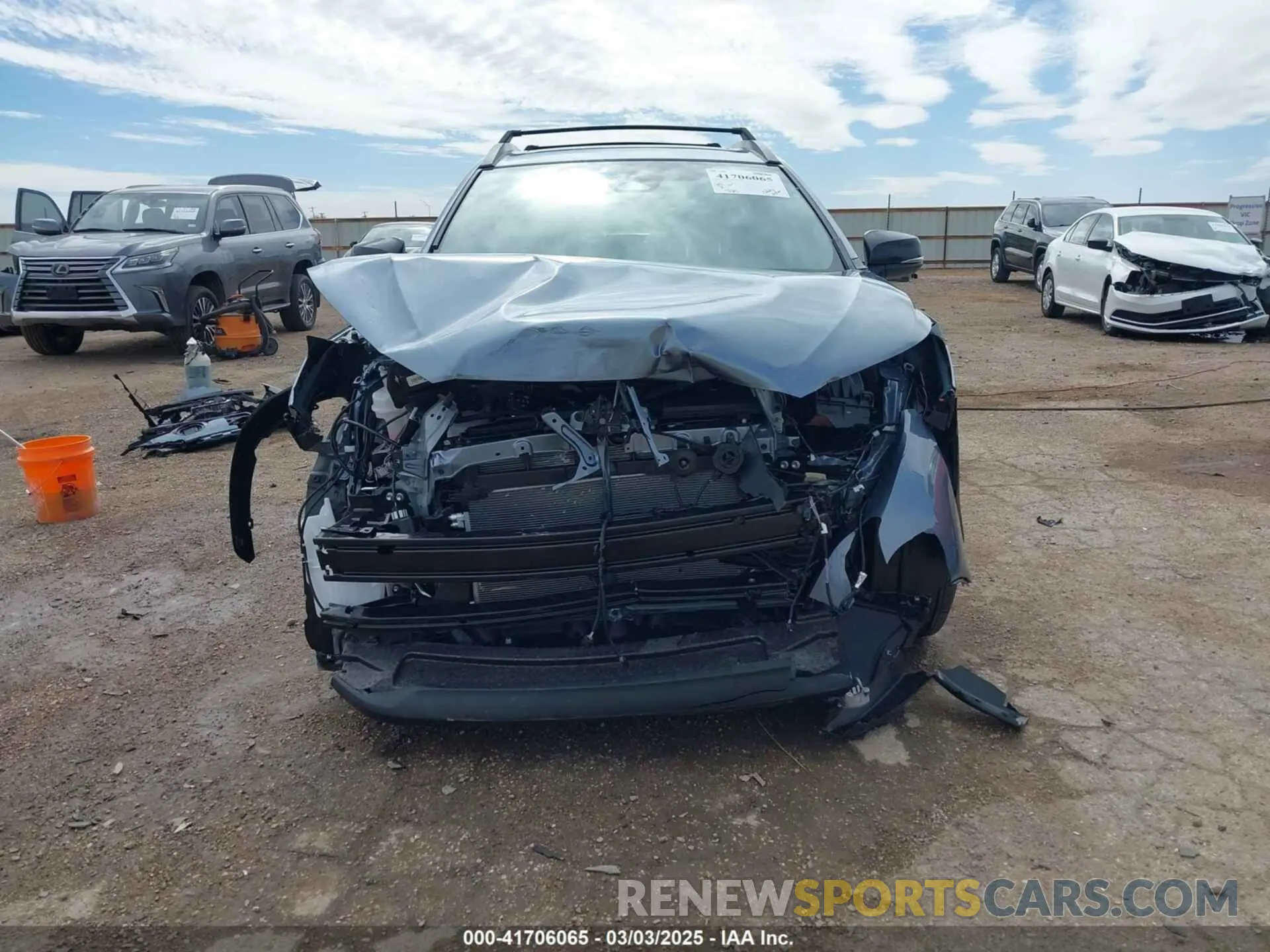 13 Photograph of a damaged car 7MUFBABG7SV066328 TOYOTA COROLLA CROSS HYBRID 2025