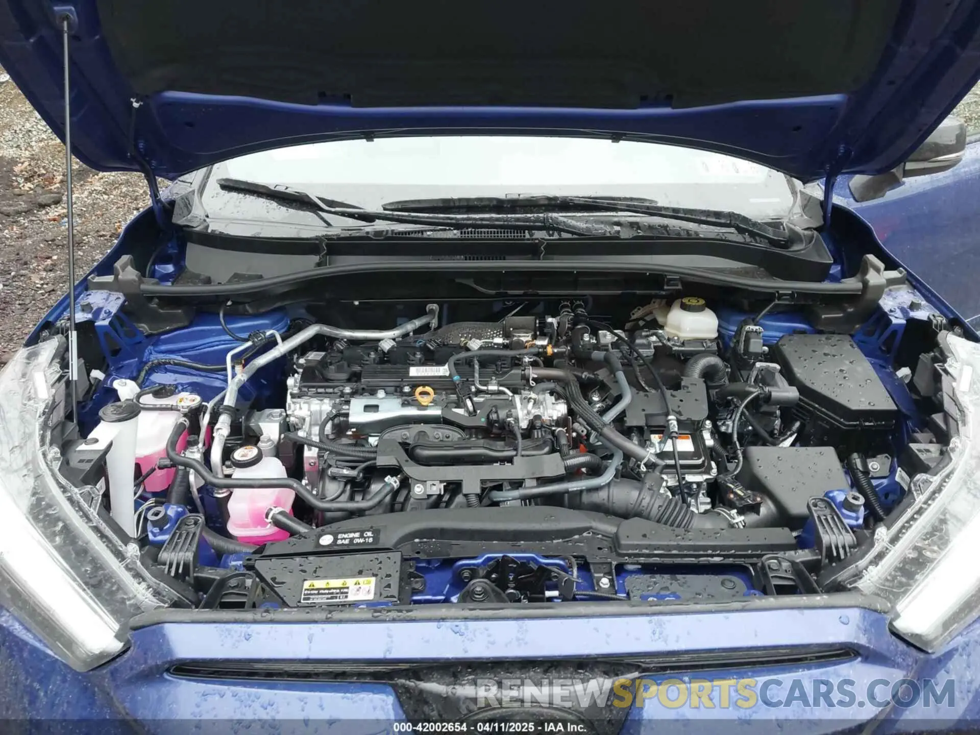 10 Photograph of a damaged car 7MUFBABG9SV072986 TOYOTA COROLLA CROSS HYBRID 2025