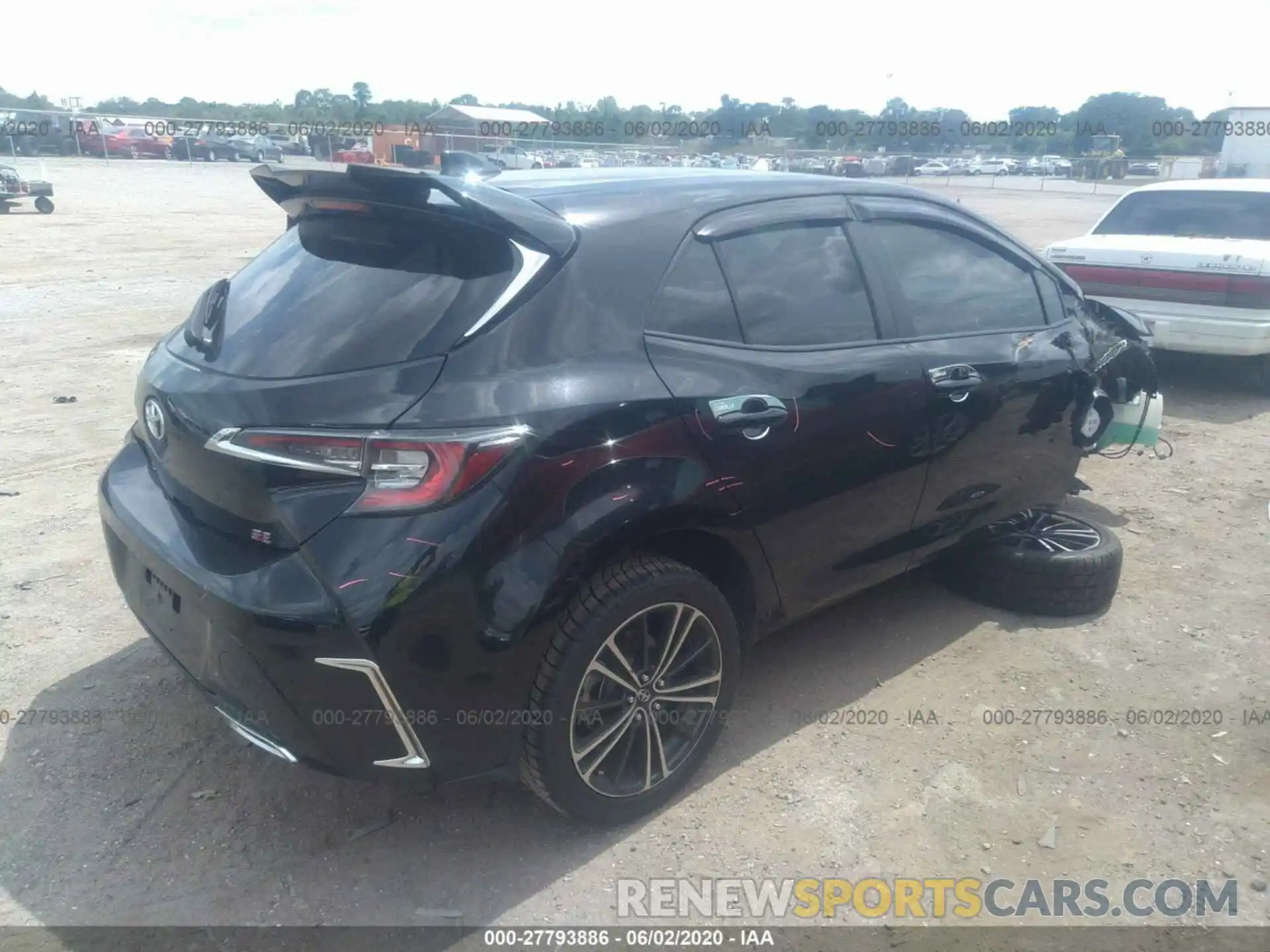 4 Photograph of a damaged car JTNK4RBE2K3041513 TOYOTA COROLLA HATCHBACK 2019