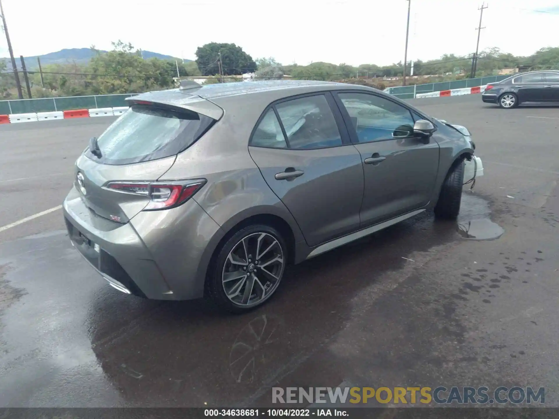 4 Photograph of a damaged car JTNK4RBE3K3056490 TOYOTA COROLLA HATCHBACK 2019