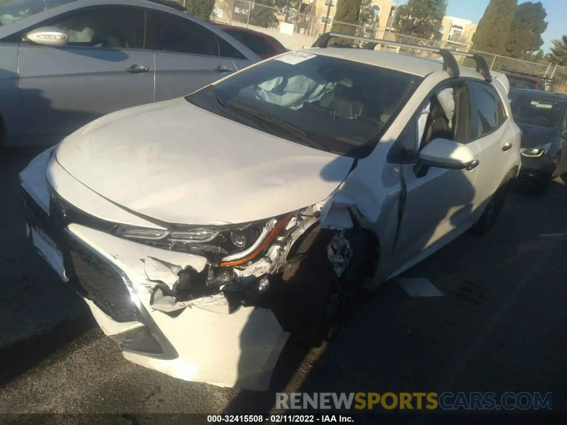 2 Photograph of a damaged car JTNK4RBE3K3063763 TOYOTA COROLLA HATCHBACK 2019