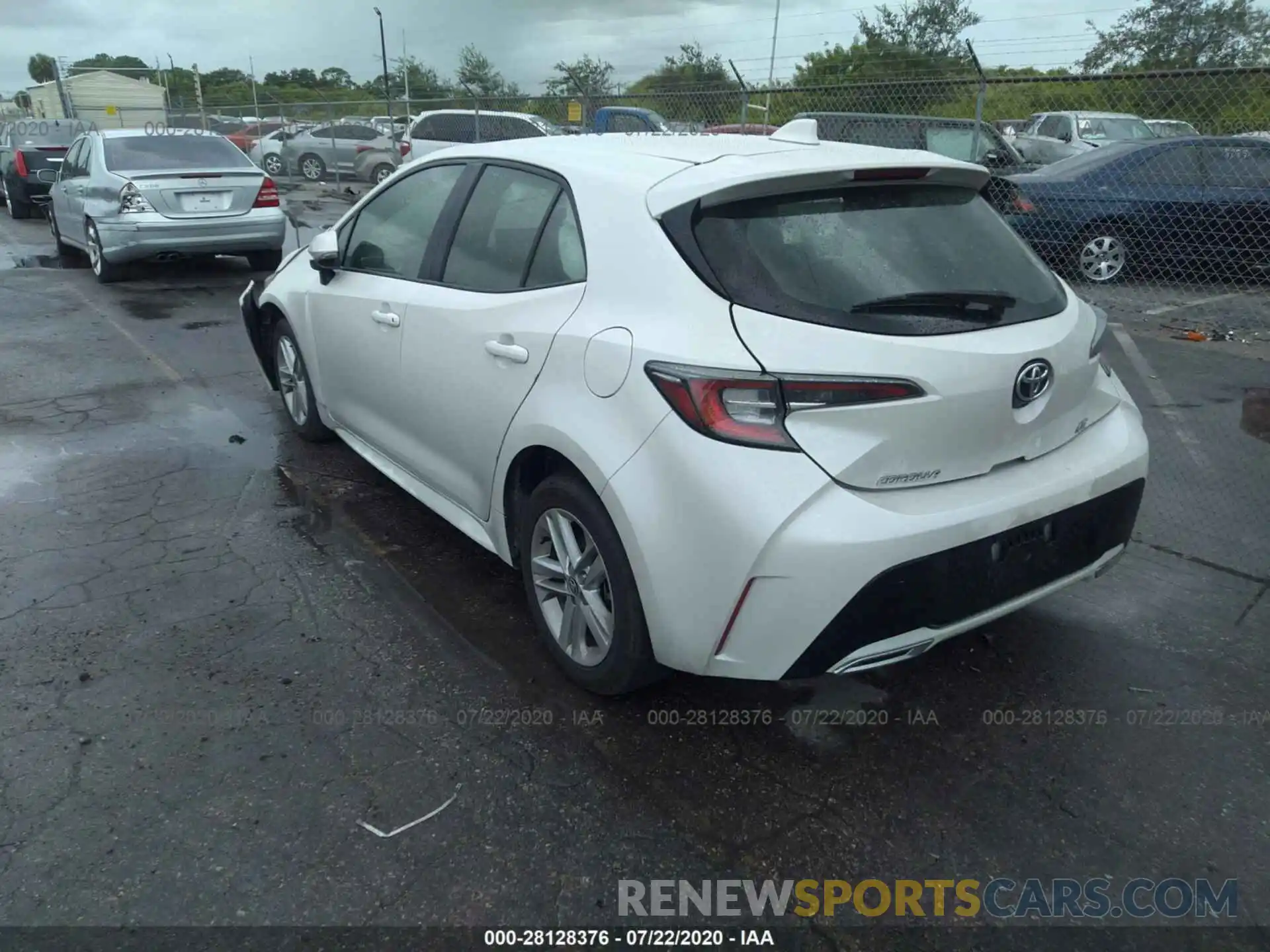 3 Photograph of a damaged car JTNK4RBE4K3000719 TOYOTA COROLLA HATCHBACK 2019