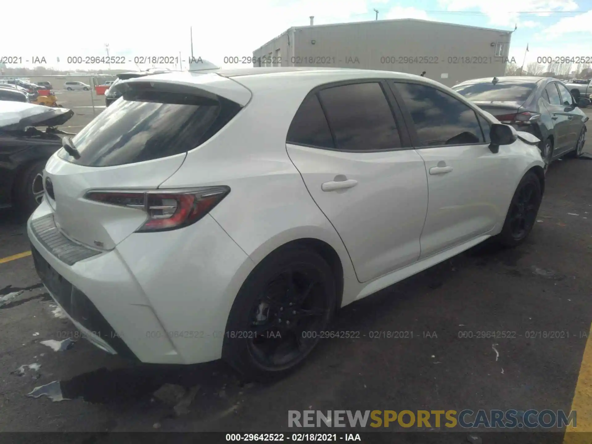 4 Photograph of a damaged car JTNK4RBE5K3037780 TOYOTA COROLLA HATCHBACK 2019