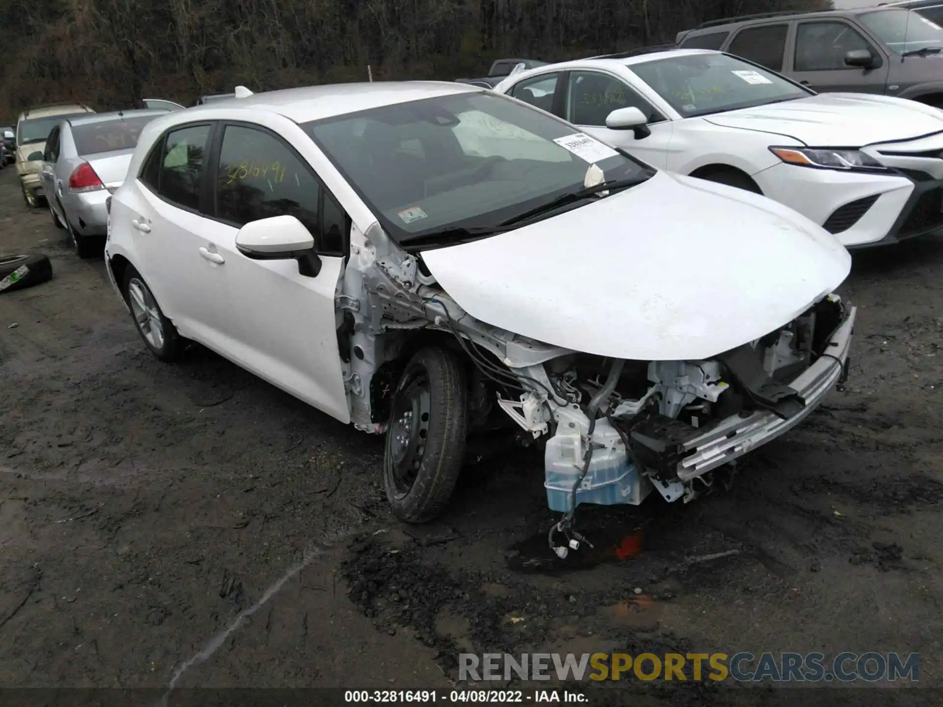 1 Photograph of a damaged car JTNK4RBE7K3007969 TOYOTA COROLLA HATCHBACK 2019