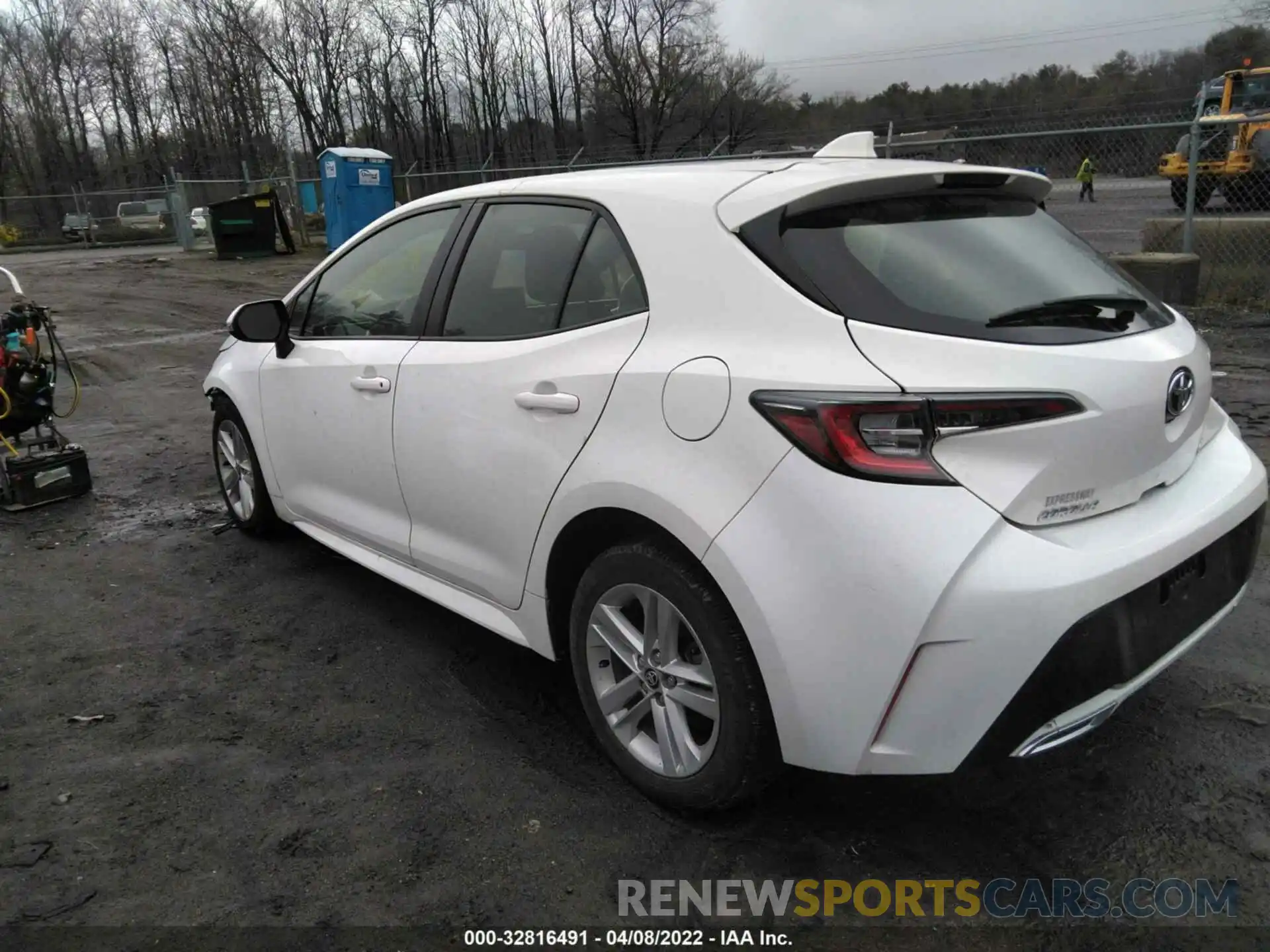 3 Photograph of a damaged car JTNK4RBE7K3007969 TOYOTA COROLLA HATCHBACK 2019