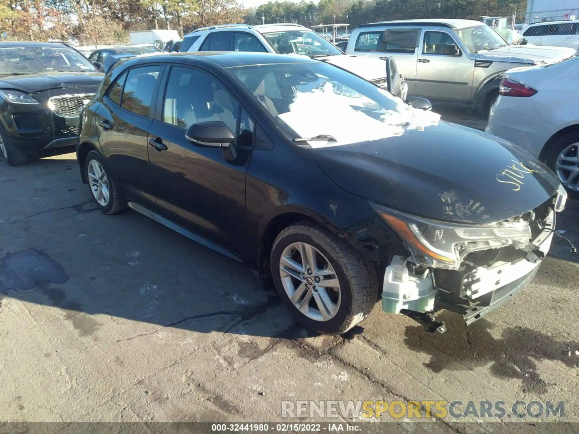 1 Photograph of a damaged car JTNK4RBE7K3058873 TOYOTA COROLLA HATCHBACK 2019