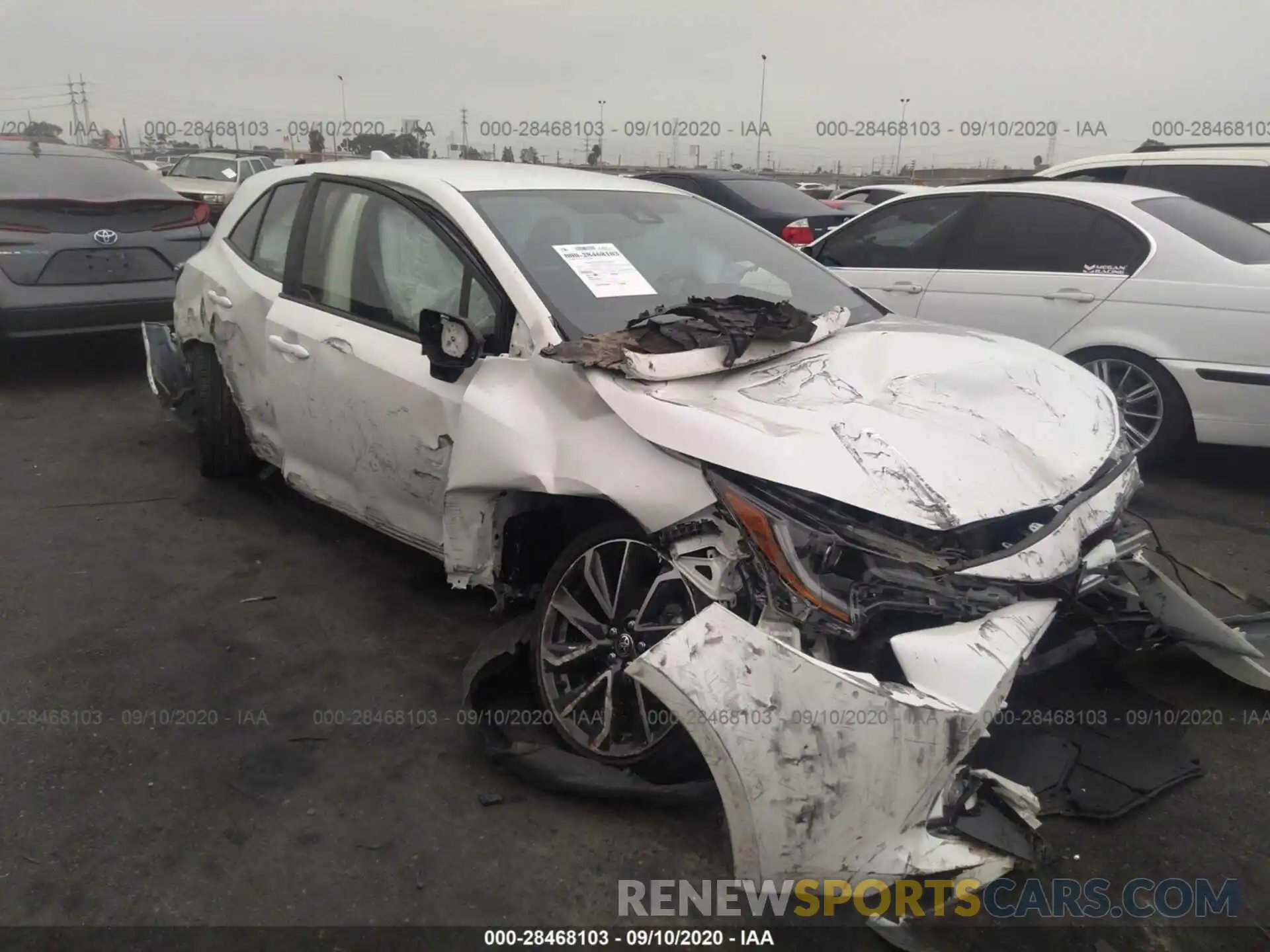 1 Photograph of a damaged car JTNK4RBE8K3043475 TOYOTA COROLLA HATCHBACK 2019