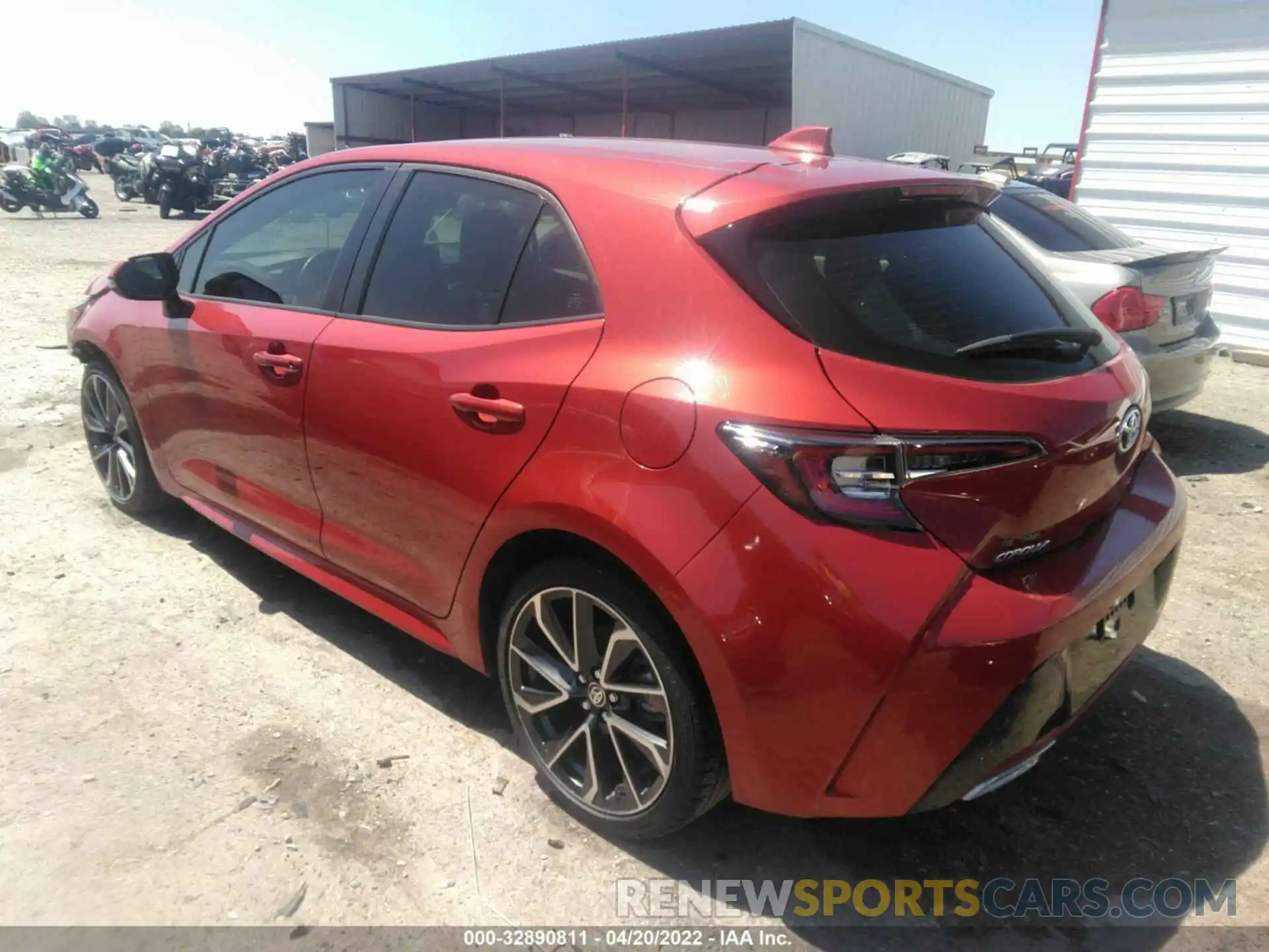 3 Photograph of a damaged car JTNK4RBE8K3056615 TOYOTA COROLLA HATCHBACK 2019