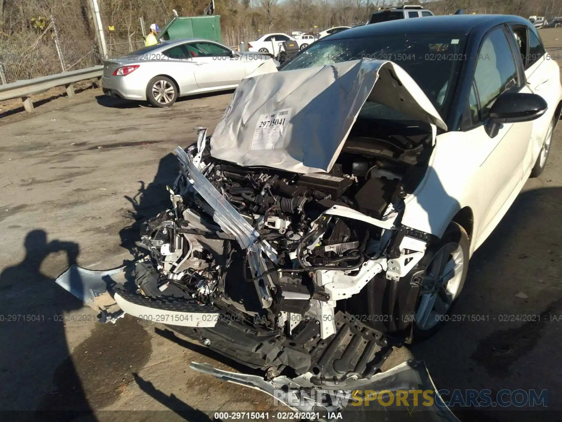 6 Photograph of a damaged car JTNB4RBE3L3076241 TOYOTA COROLLA HATCHBACK 2020