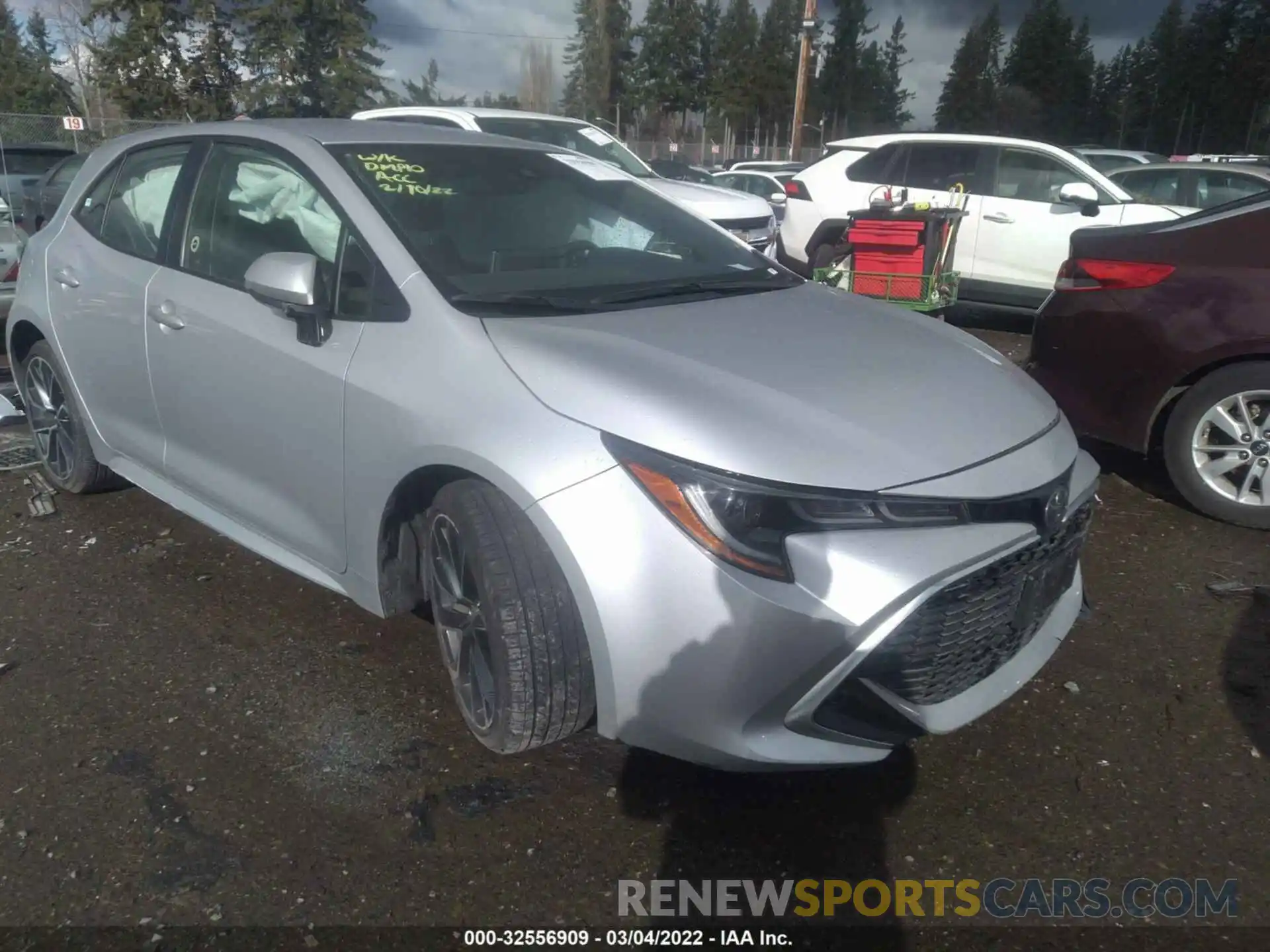 1 Photograph of a damaged car JTNC4RBE0L3097469 TOYOTA COROLLA HATCHBACK 2020