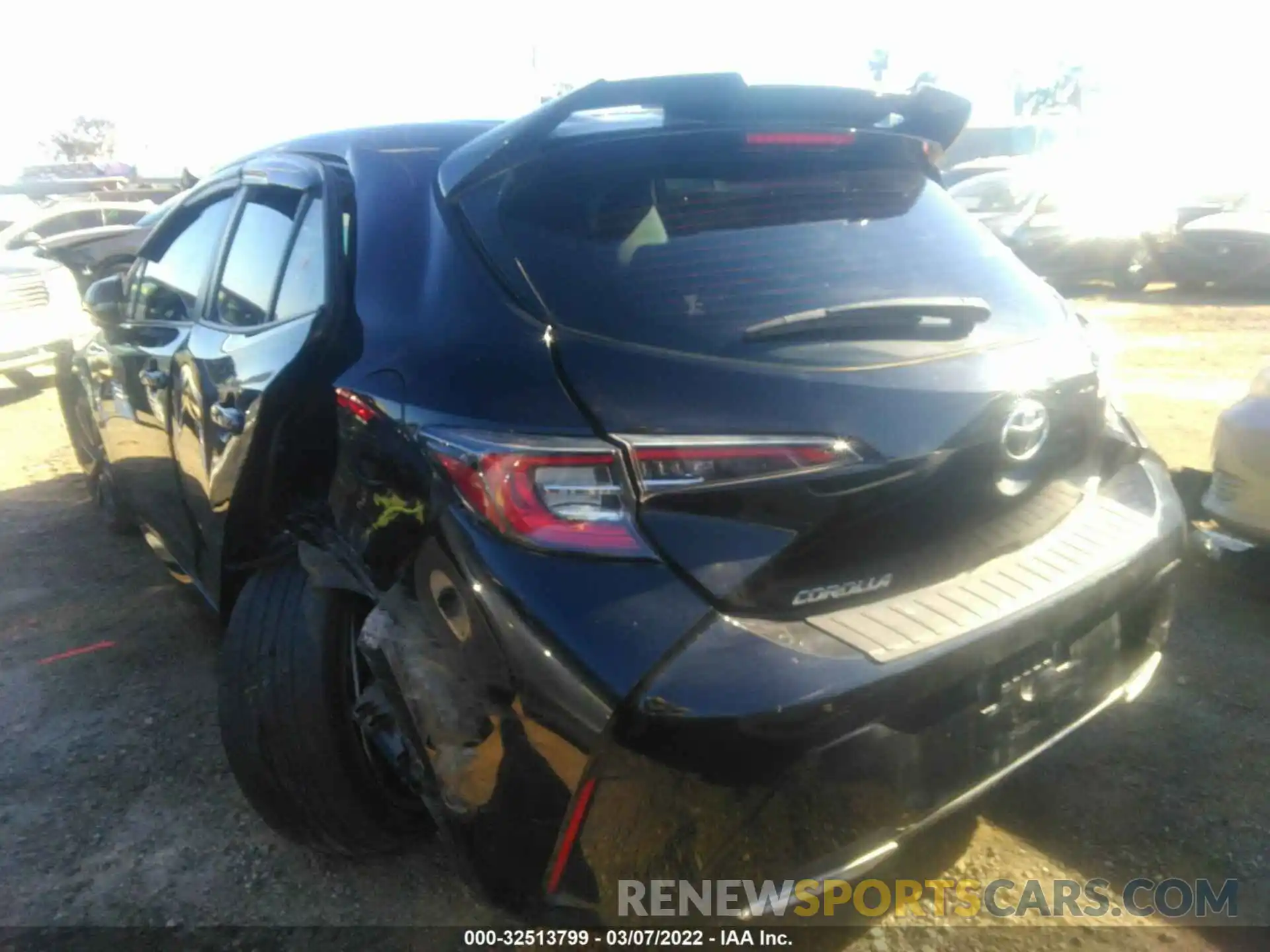 3 Photograph of a damaged car JTNC4RBE7L3082452 TOYOTA COROLLA HATCHBACK 2020