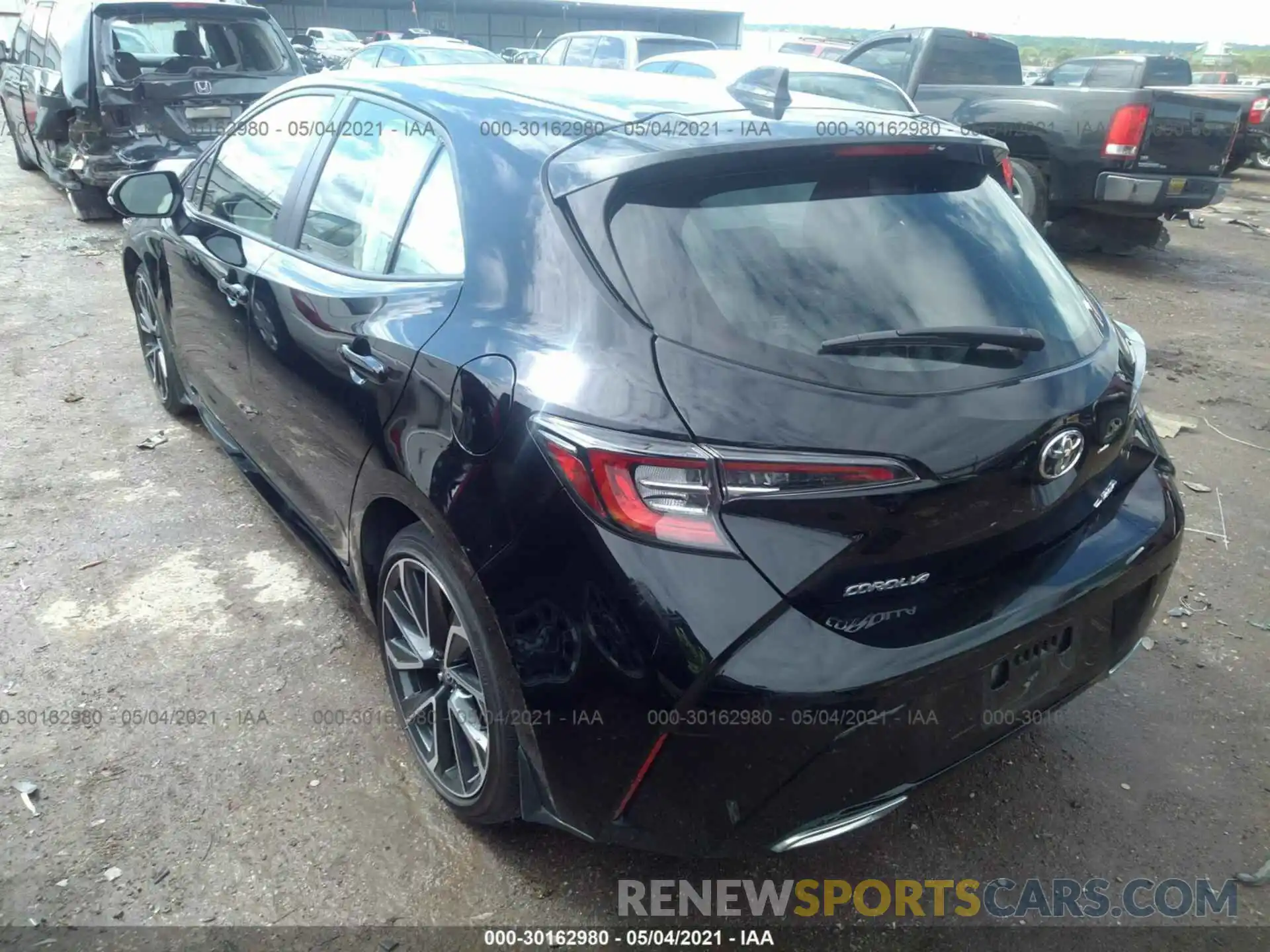 3 Photograph of a damaged car JTNC4RBE9L3082775 TOYOTA COROLLA HATCHBACK 2020