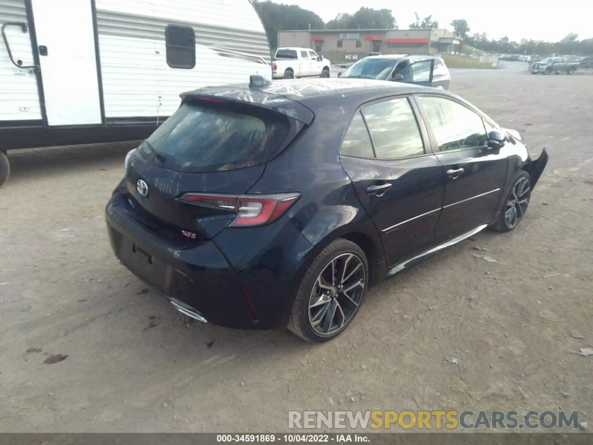 4 Photograph of a damaged car JTNA4MBE2M3107642 TOYOTA COROLLA HATCHBACK 2021