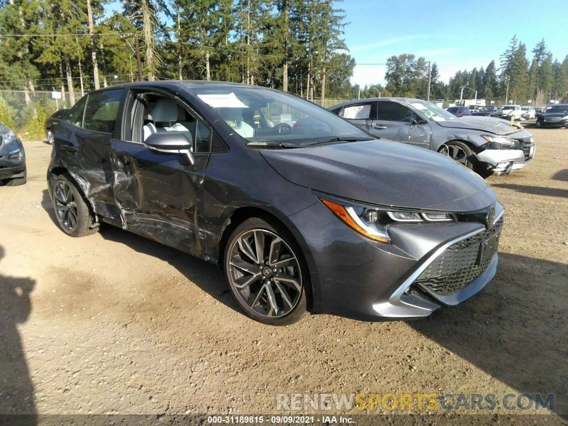 1 Photograph of a damaged car JTNC4MBEXM3106425 TOYOTA COROLLA HATCHBACK 2021