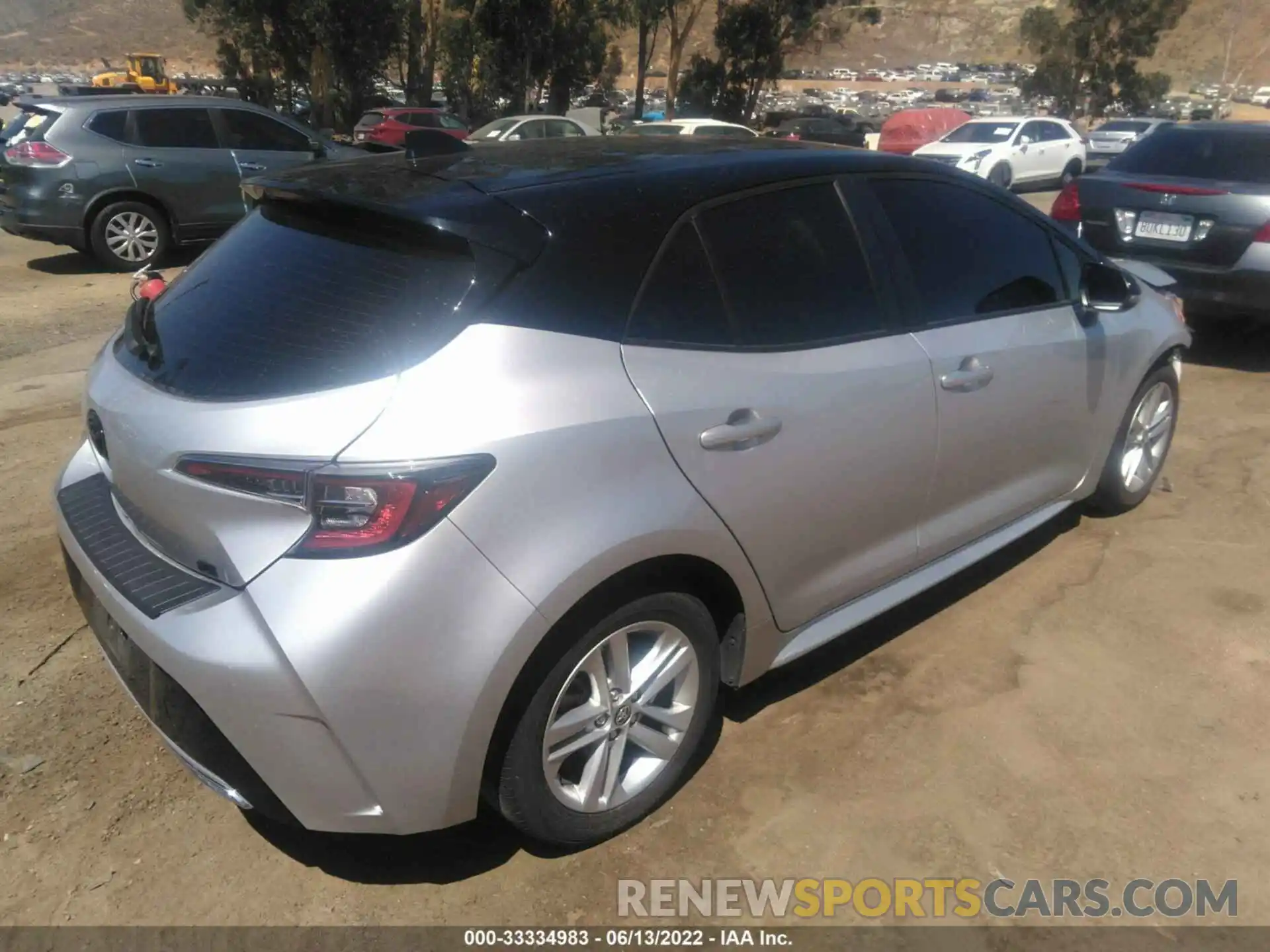 4 Photograph of a damaged car JTND4MBE5M3130636 TOYOTA COROLLA HATCHBACK 2021