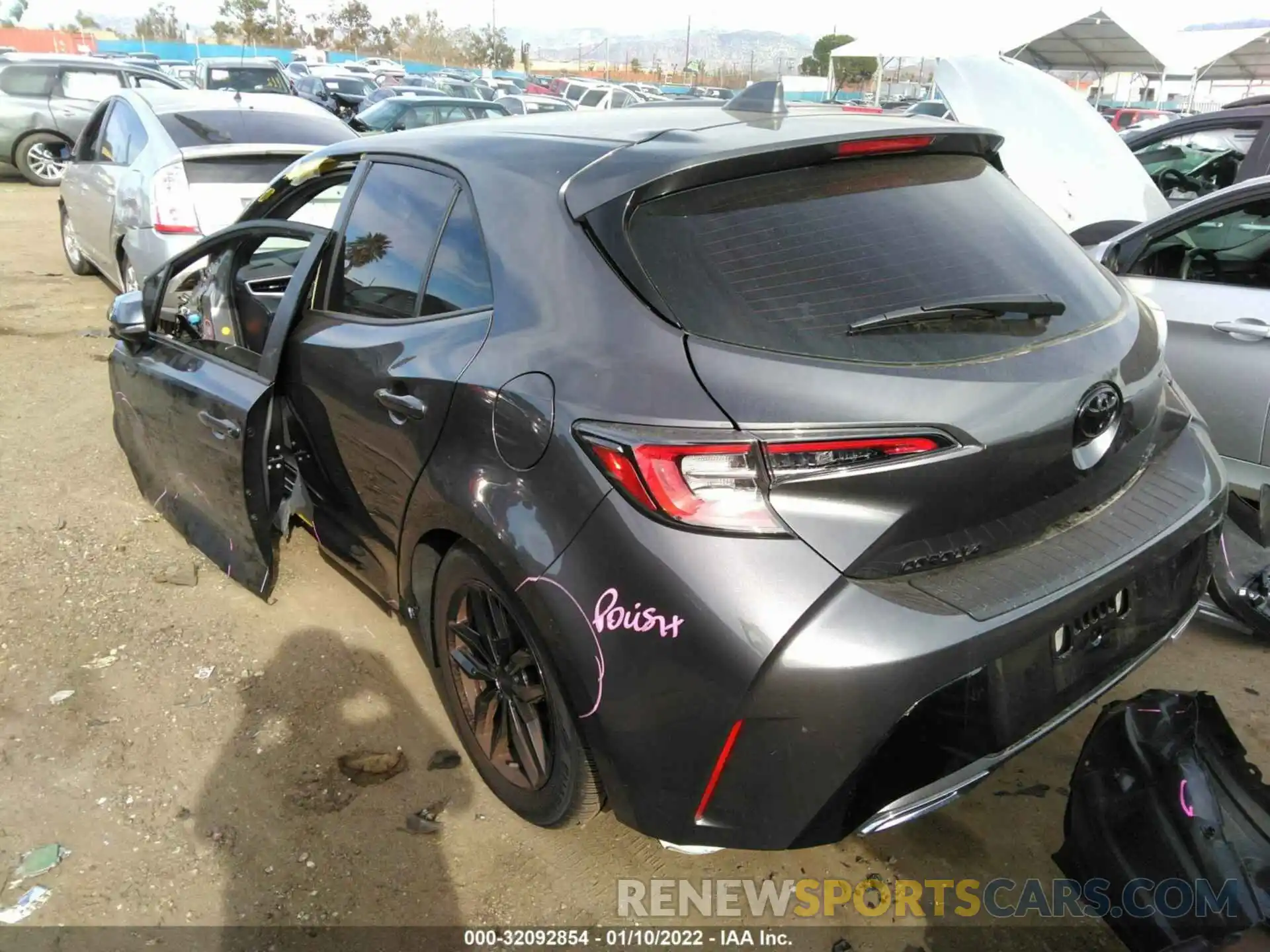 3 Photograph of a damaged car JTND4MBEXM3140773 TOYOTA COROLLA HATCHBACK 2021