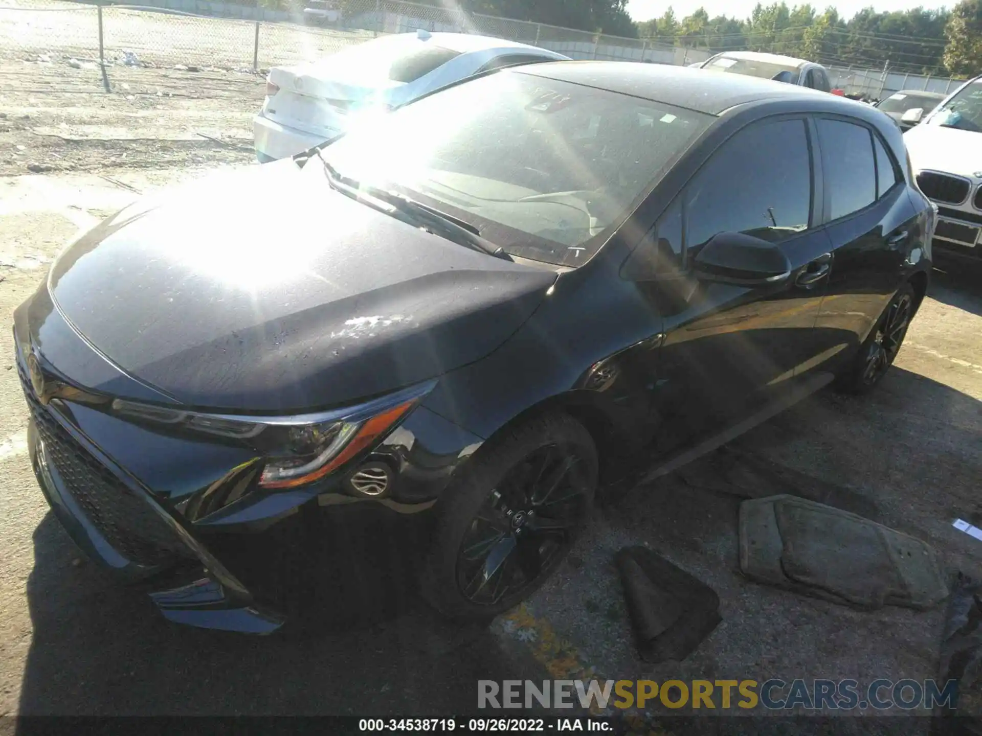 2 Photograph of a damaged car JTND4MBE5N3160043 TOYOTA COROLLA HATCHBACK 2022