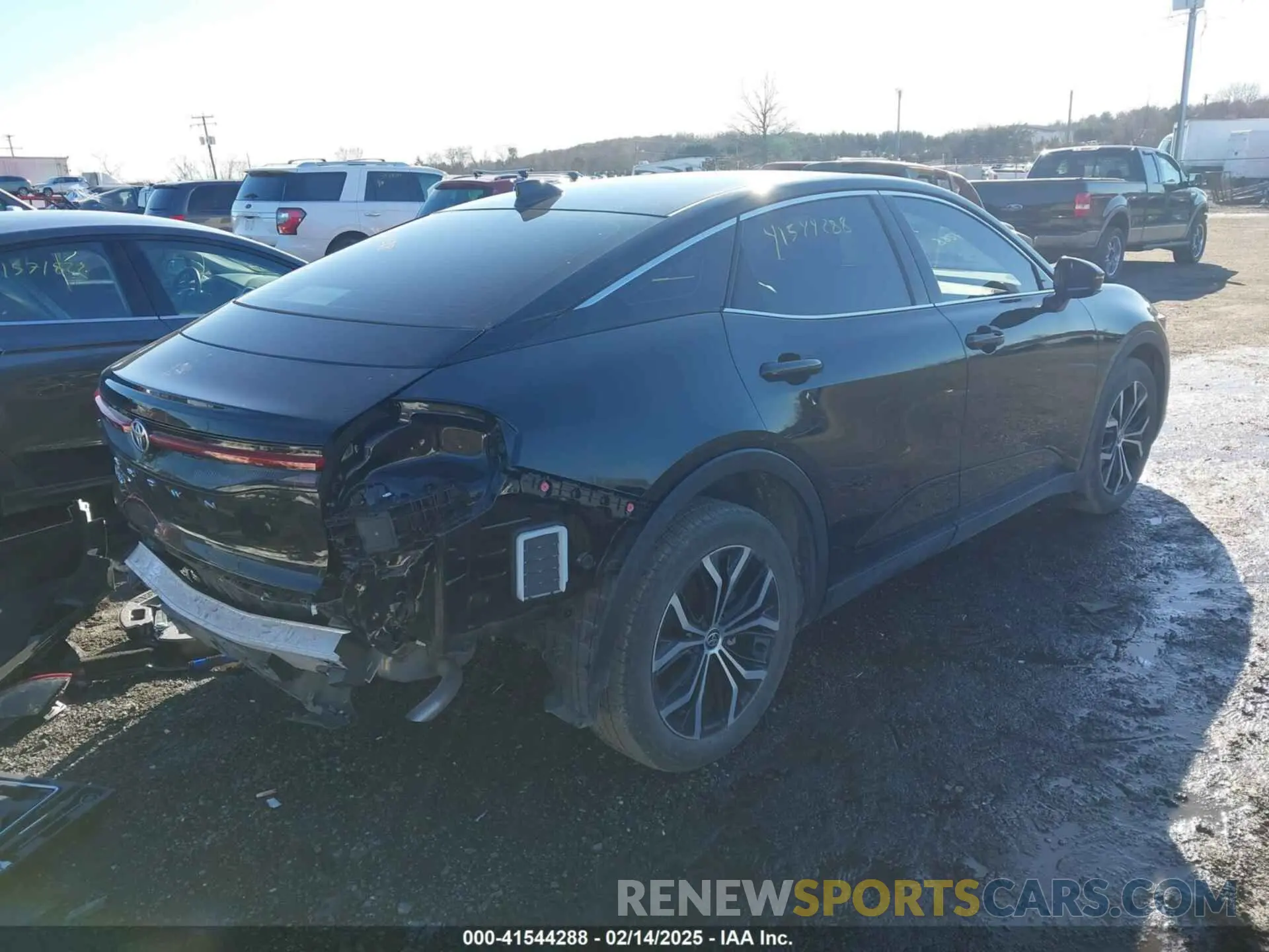 4 Photograph of a damaged car JTDAAAAF1R3024782 TOYOTA CROWN 2024