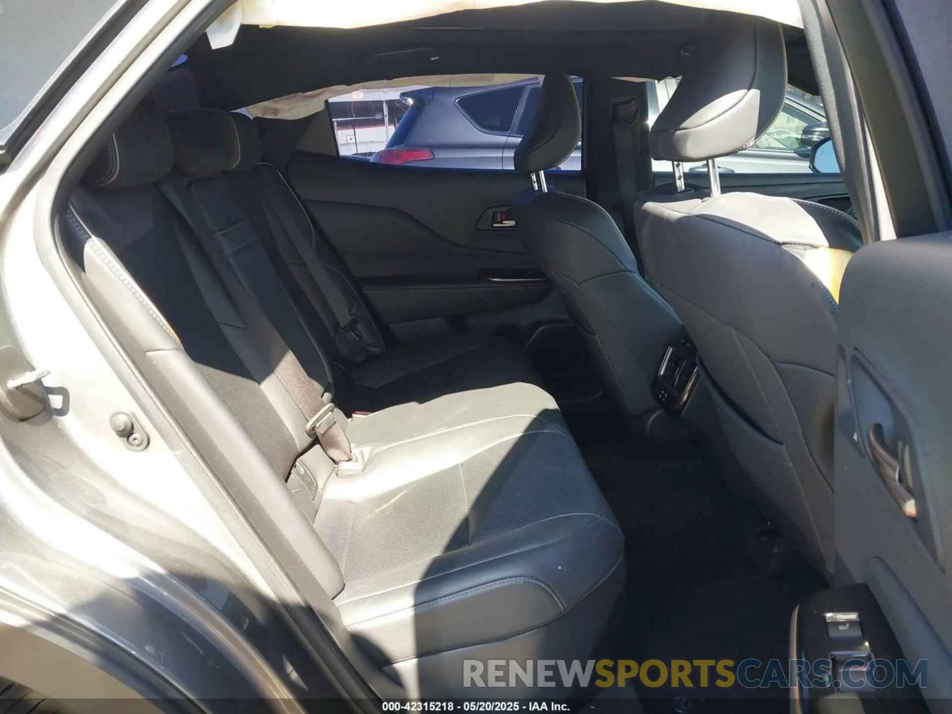 8 Photograph of a damaged car JTDAAAAF3R3024816 TOYOTA CROWN 2024