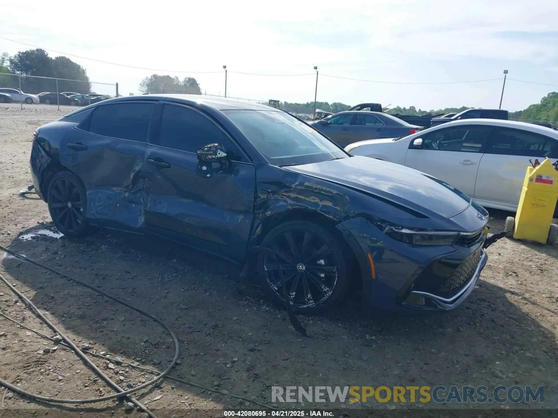 1 Photograph of a damaged car JTDAAAAF5S3035256 TOYOTA CROWN 2025