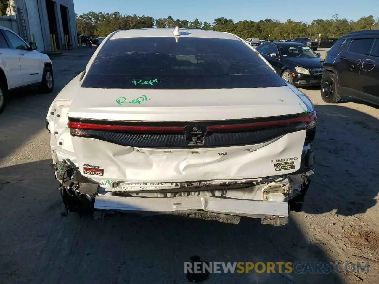 6 Photograph of a damaged car JTDAAAAF3P3011559 TOYOTA CROWN XLE 2023