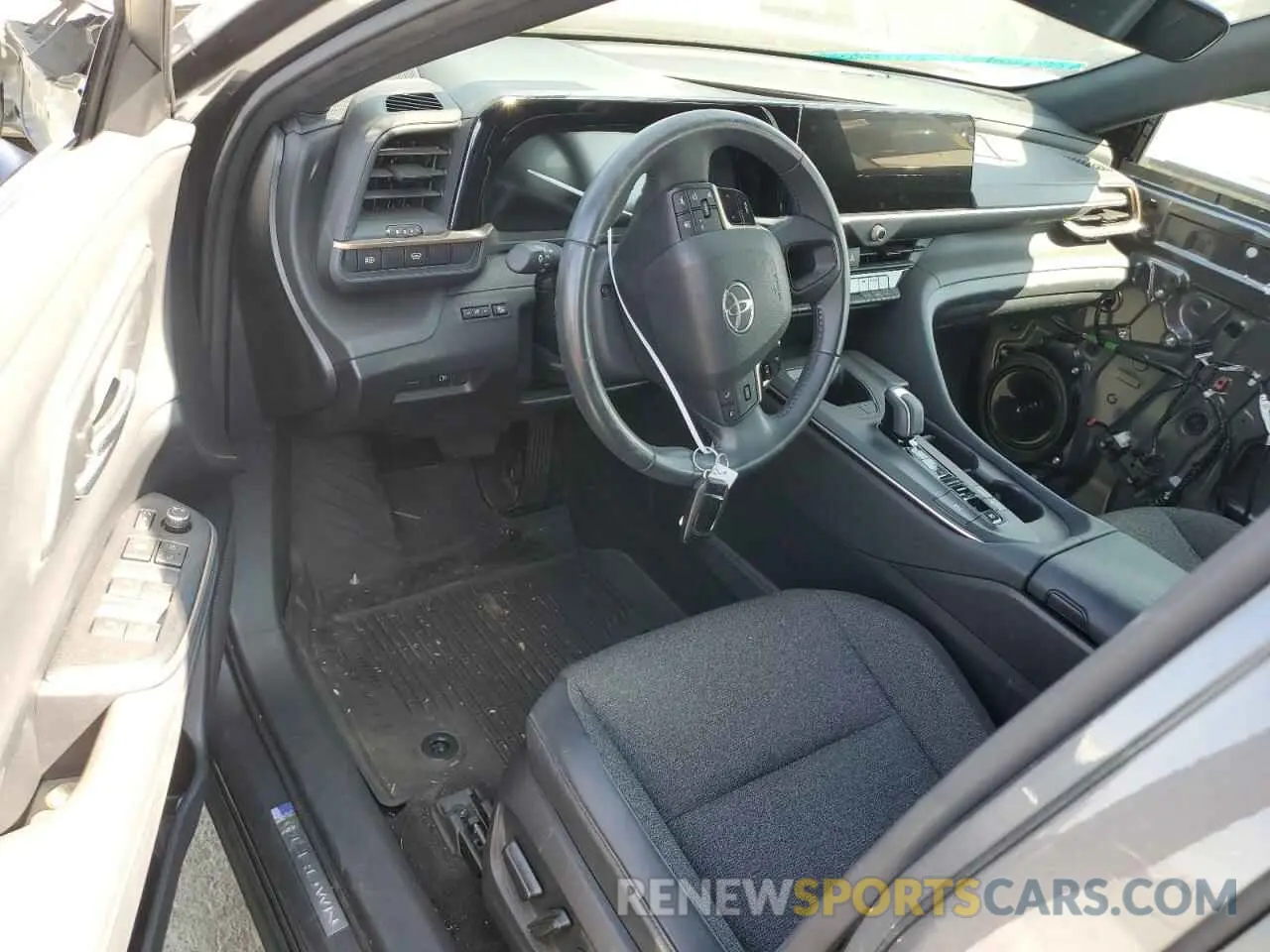8 Photograph of a damaged car JTDAAAAF4P3001252 TOYOTA CROWN XLE 2023