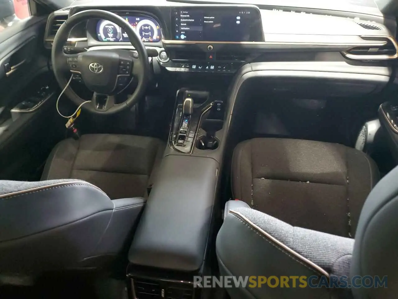 8 Photograph of a damaged car JTDAAAAF9R3021760 TOYOTA CROWN XLE 2024