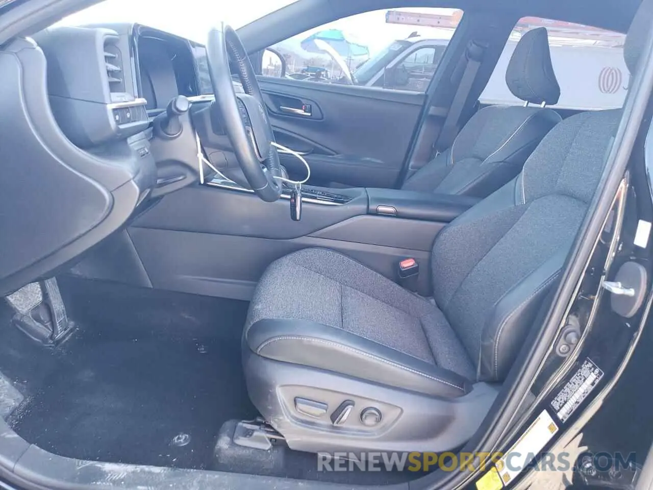 7 Photograph of a damaged car JTDAAAAF9R3027669 TOYOTA CROWN XLE 2024