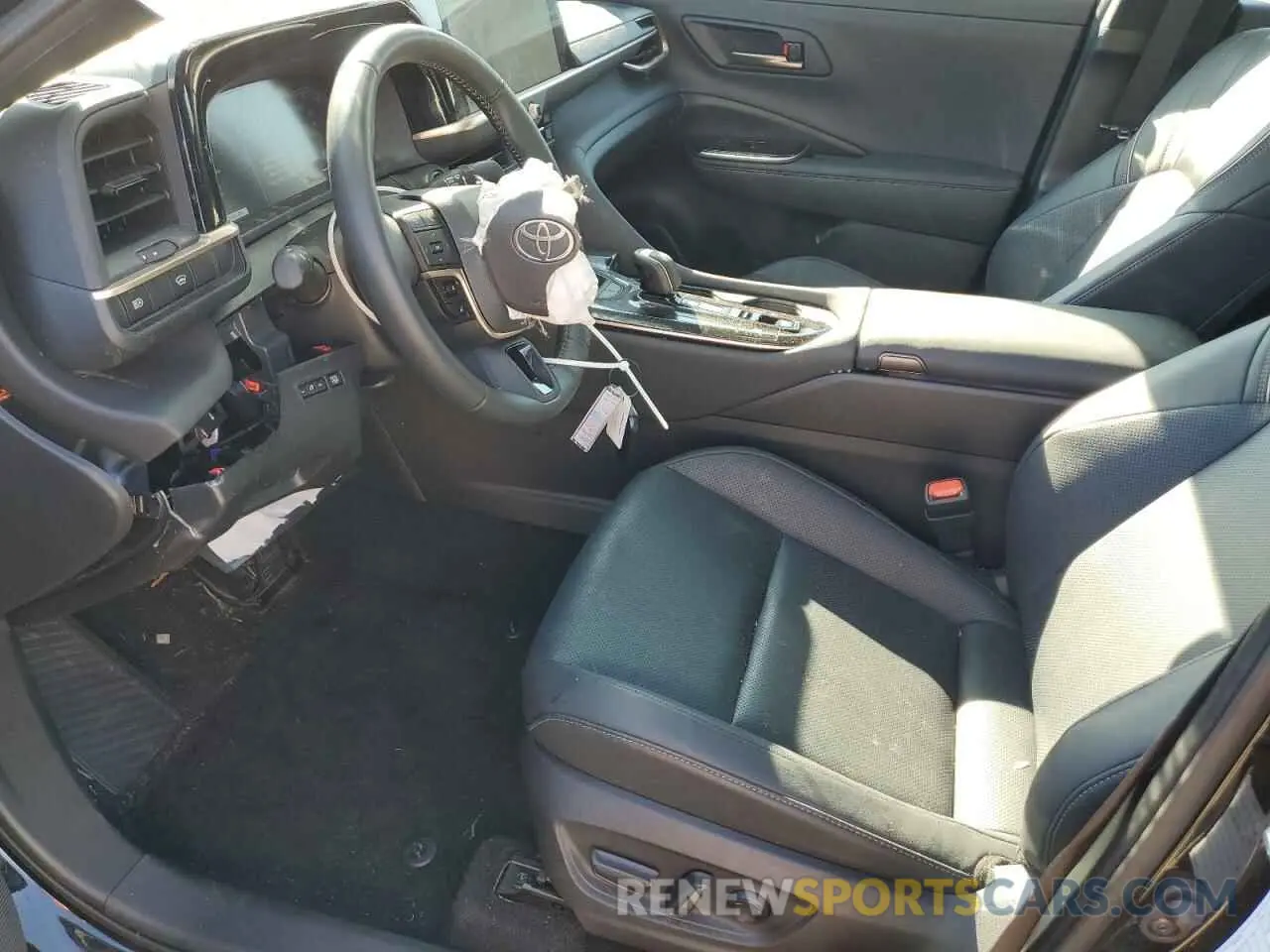7 Photograph of a damaged car JTDAAAAFXR3028426 TOYOTA CROWN XLE 2024