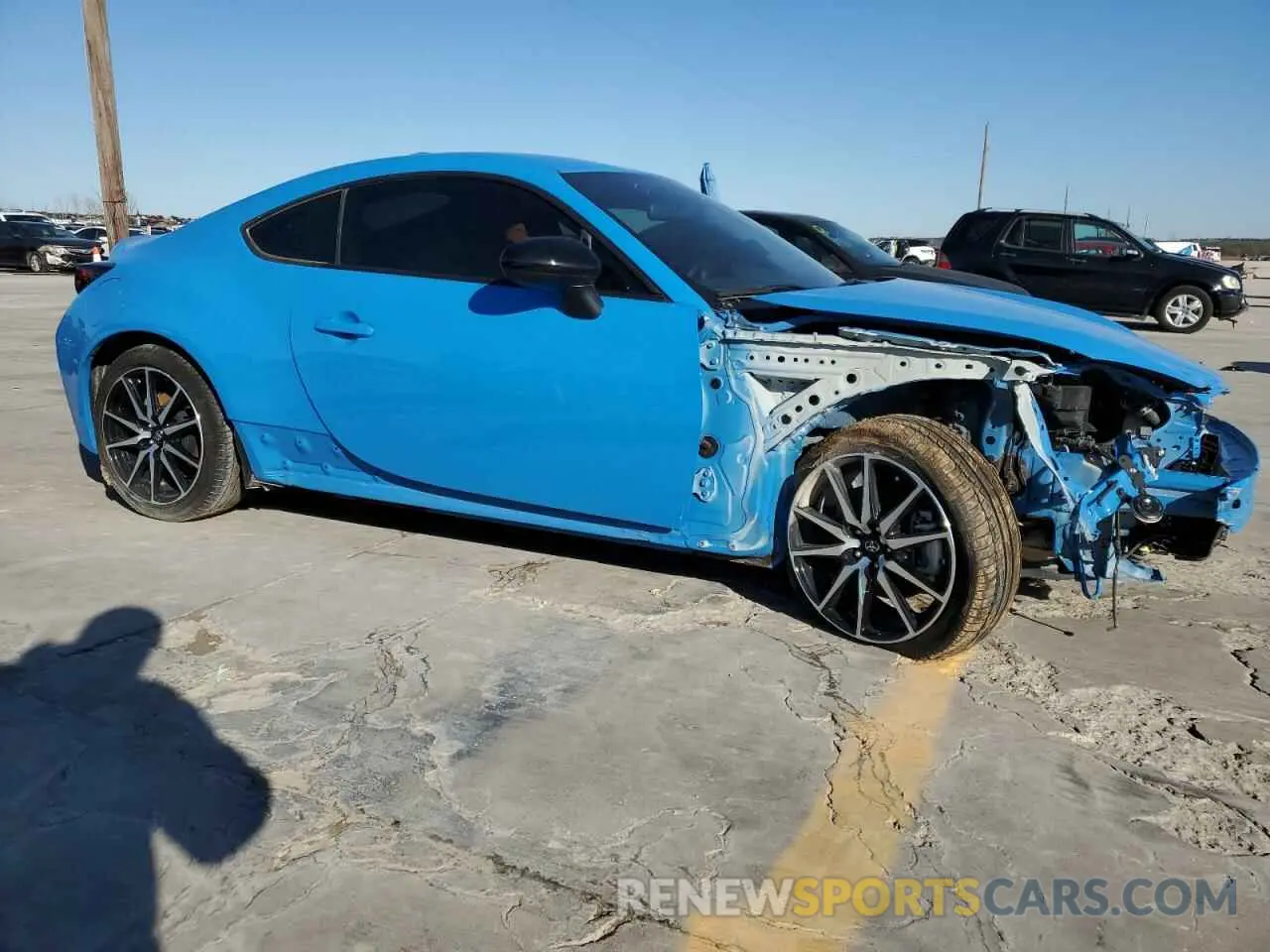 4 Photograph of a damaged car JF1ZNBC13N8751813 TOYOTA GR 86 2022