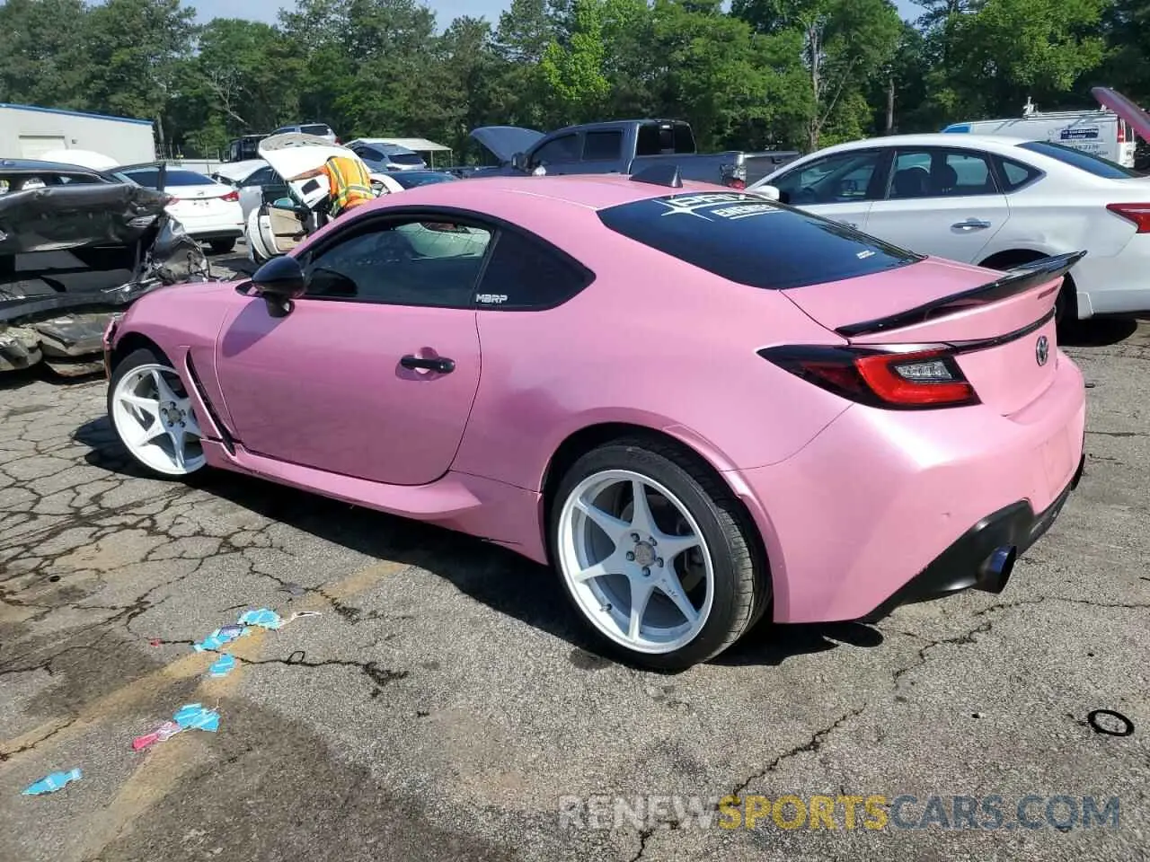 2 Photograph of a damaged car JF1ZNBC14N8751366 TOYOTA GR 86 2022