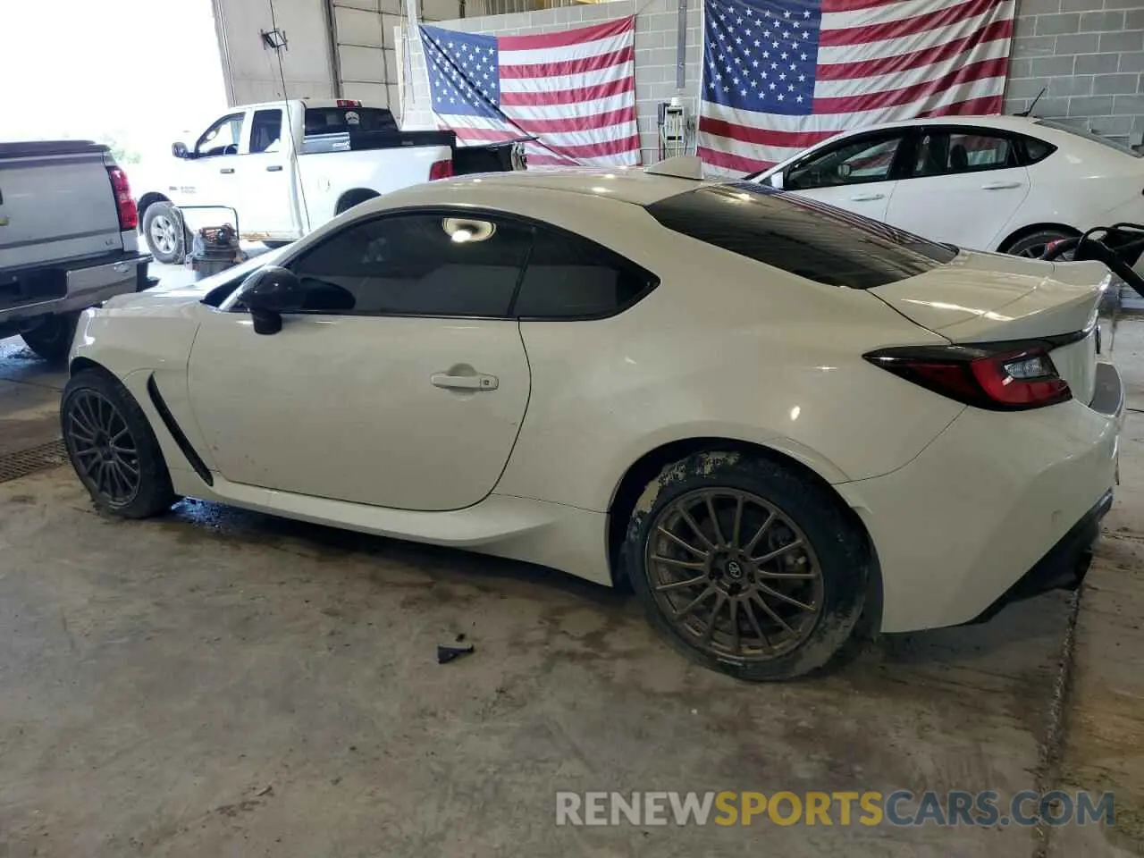 2 Photograph of a damaged car JF1ZNBC12P8751904 TOYOTA GR 86 2023