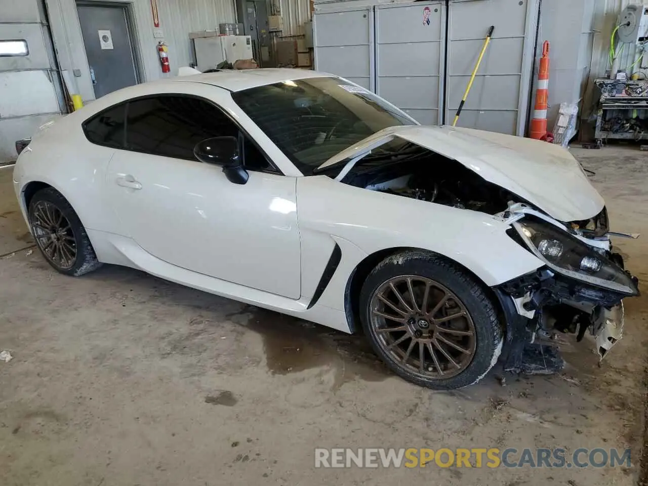 4 Photograph of a damaged car JF1ZNBC12P8751904 TOYOTA GR 86 2023