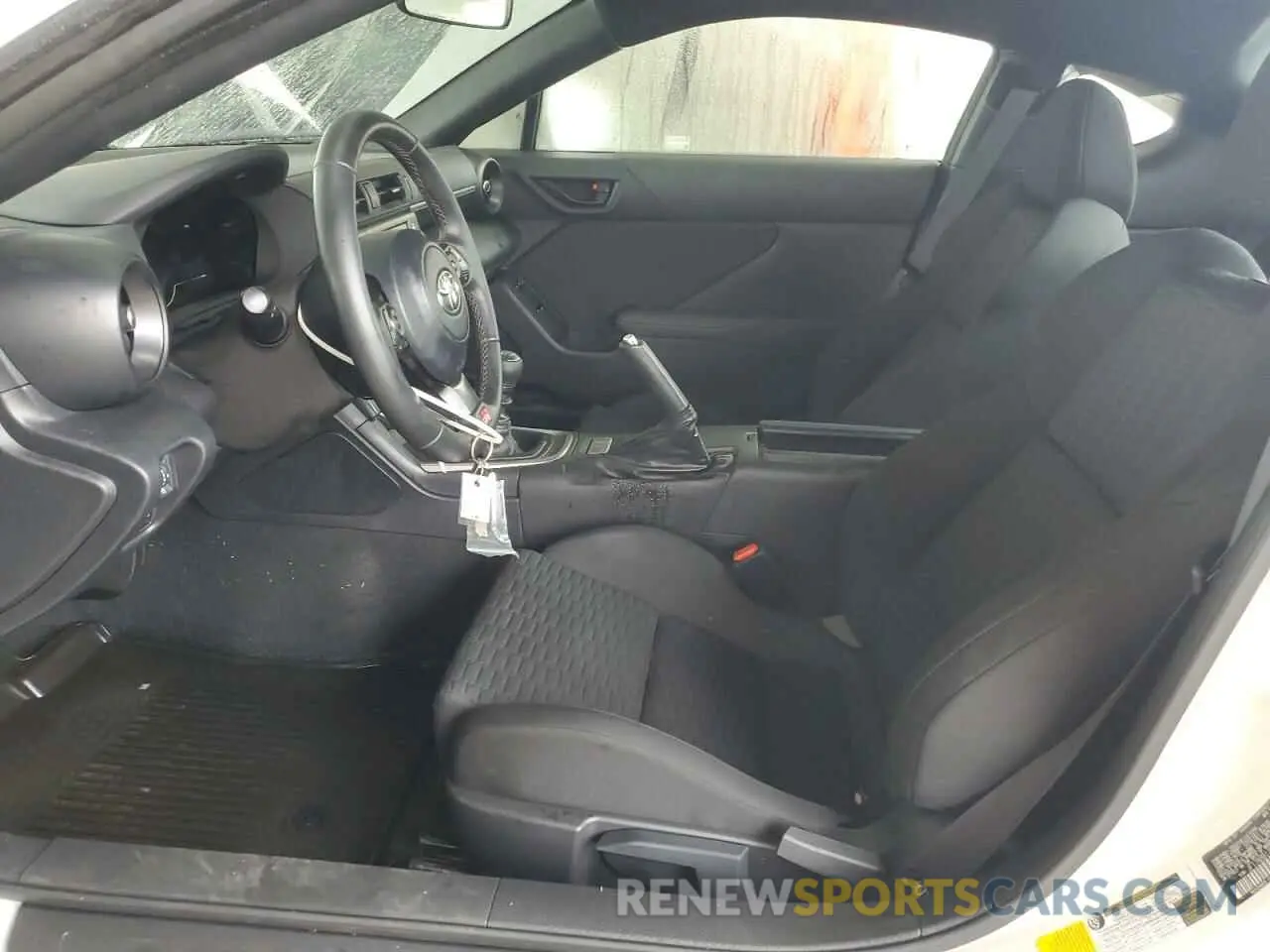 7 Photograph of a damaged car JF1ZNBB12R9756924 TOYOTA GR 86 2024
