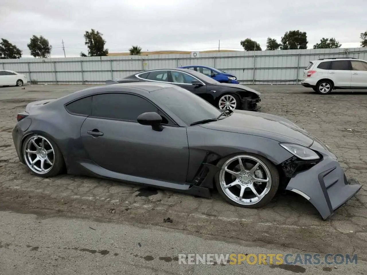 4 Photograph of a damaged car JF1ZNBB15R9752835 TOYOTA GR 86 2024