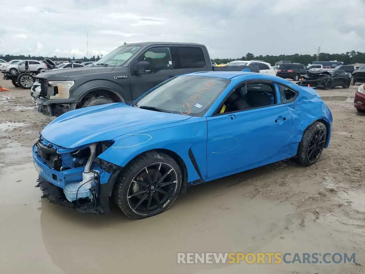 1 Photograph of a damaged car JF1ZNBF12N8753256 TOYOTA GR 86 PREM 2022