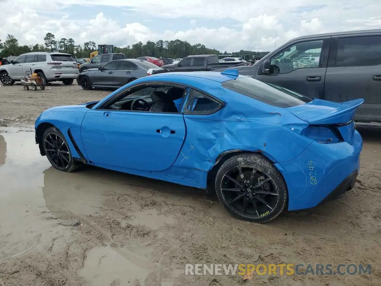 2 Photograph of a damaged car JF1ZNBF12N8753256 TOYOTA GR 86 PREM 2022