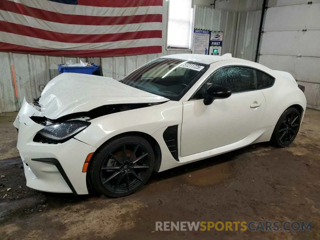 1 Photograph of a damaged car JF1ZNBF13N8750527 TOYOTA GR 86 PREM 2022