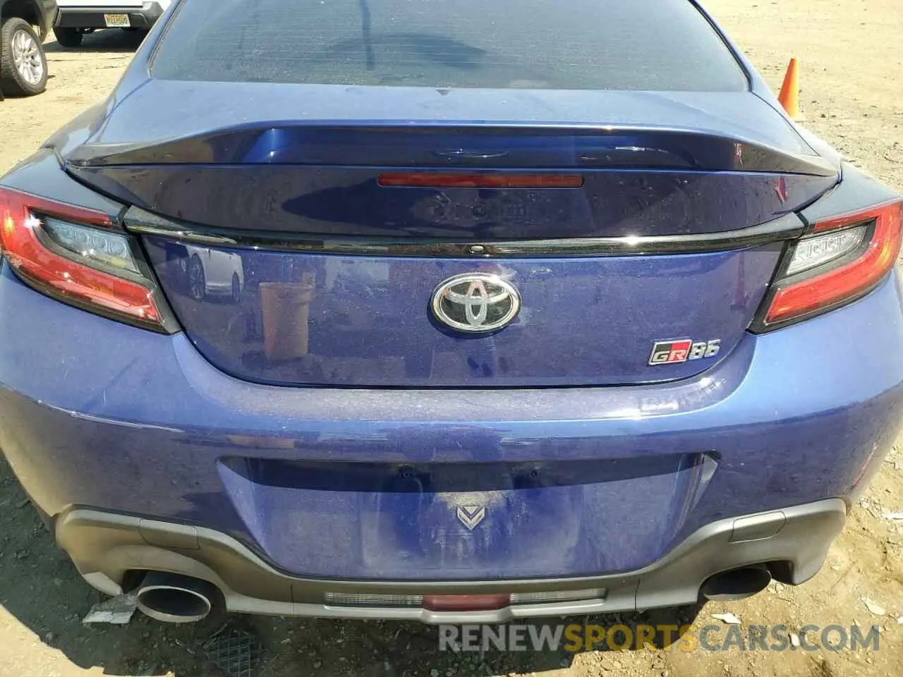10 Photograph of a damaged car JF1ZNBE12P9751456 TOYOTA GR 86 PREM 2023