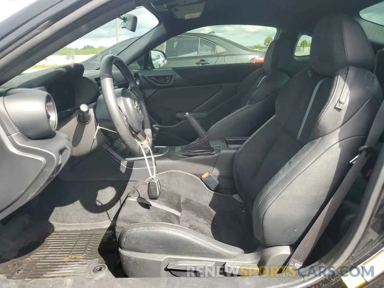 7 Photograph of a damaged car JF1ZNBE13P9756665 TOYOTA GR 86 PREM 2023