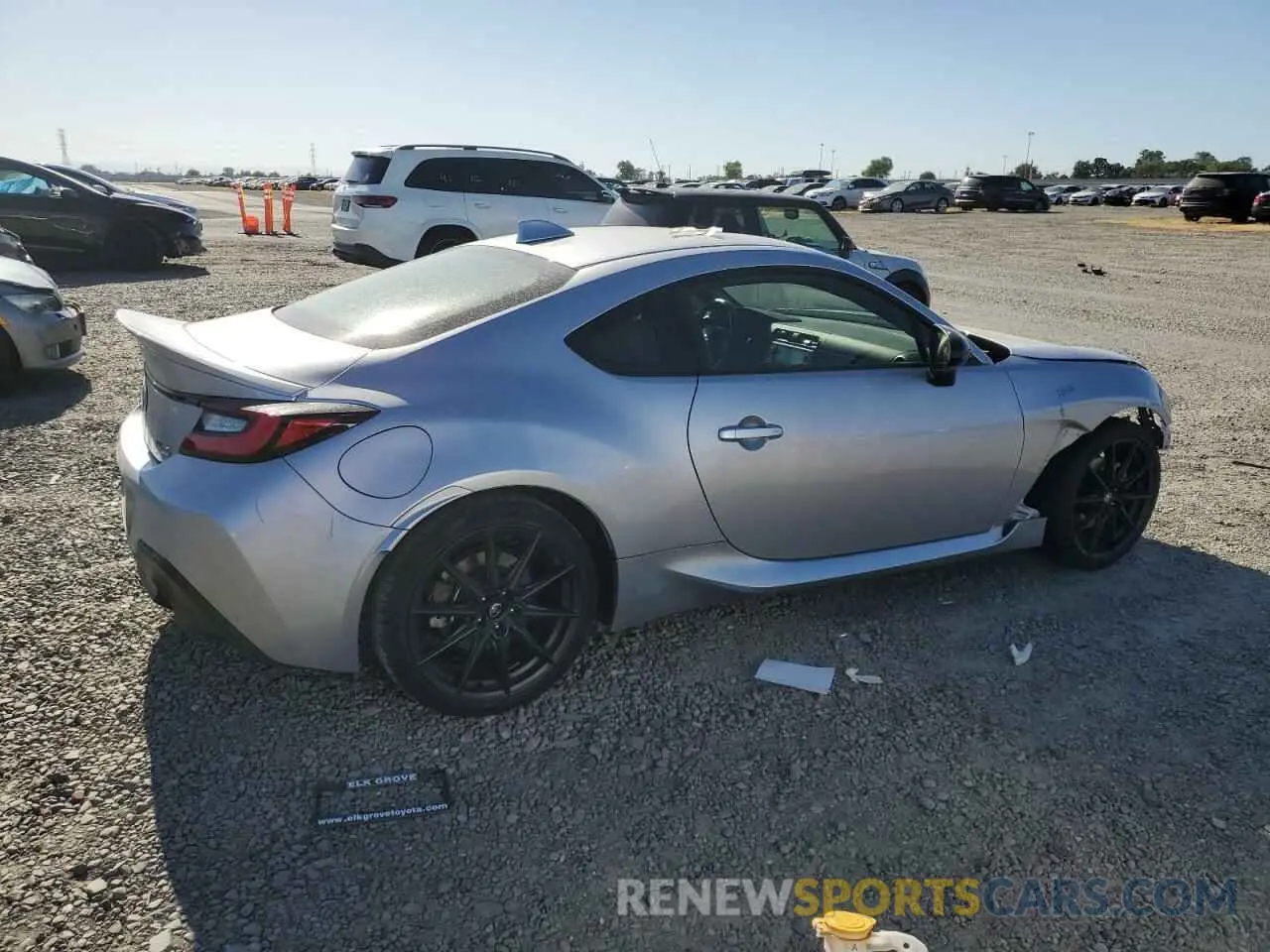 3 Photograph of a damaged car JF1ZNBE17P9752912 TOYOTA GR 86 PREM 2023