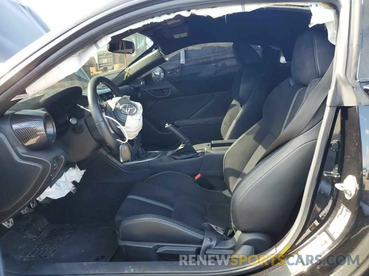 7 Photograph of a damaged car JF1ZNBE18P9753292 TOYOTA GR 86 PREM 2023