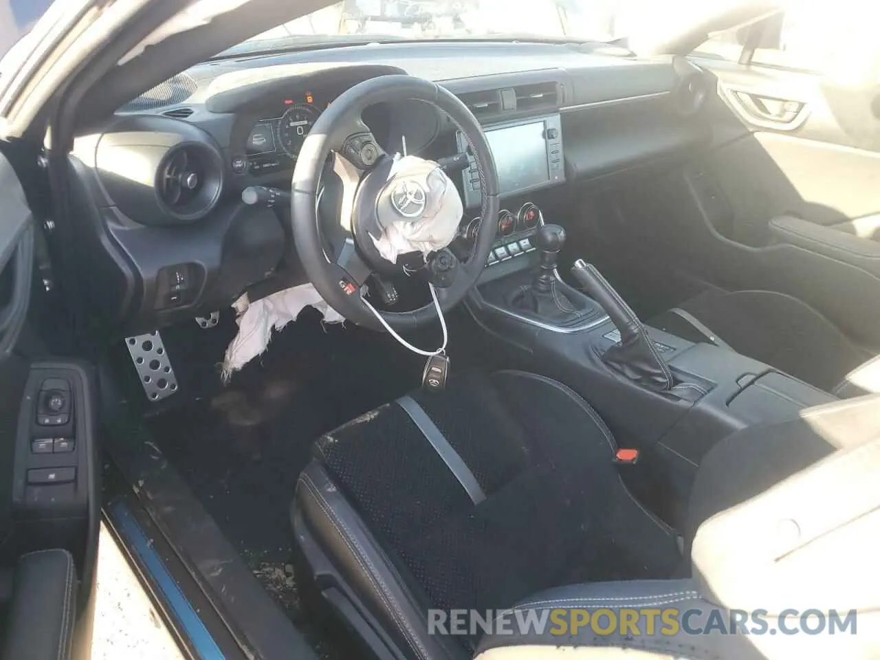 8 Photograph of a damaged car JF1ZNBE18P9766480 TOYOTA GR 86 PREM 2023