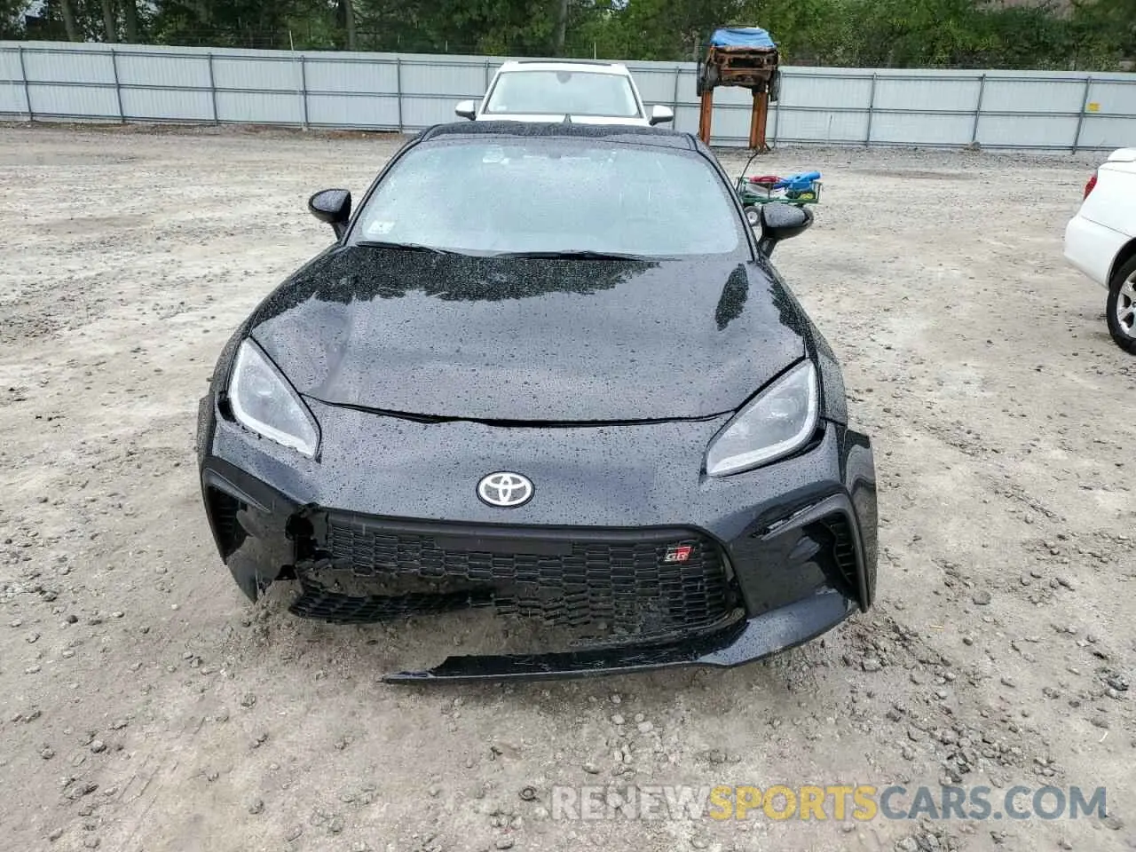5 Photograph of a damaged car JF1ZNBE13R9751579 TOYOTA GR 86 PREM 2024
