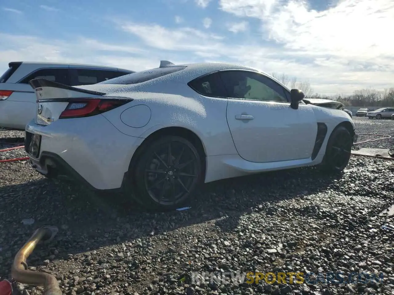 3 Photograph of a damaged car JF1ZNBE13R9757138 TOYOTA GR 86 PREM 2024